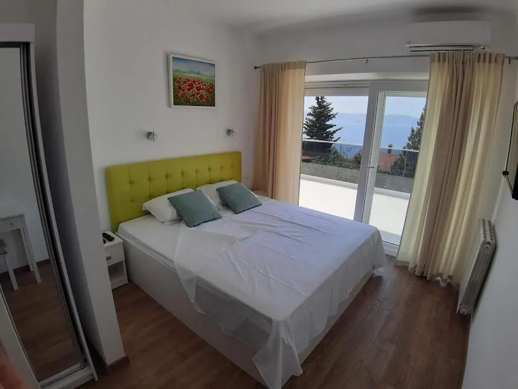 Pool-Villa „4 Seasons“ Seaview Novi Vinodolski